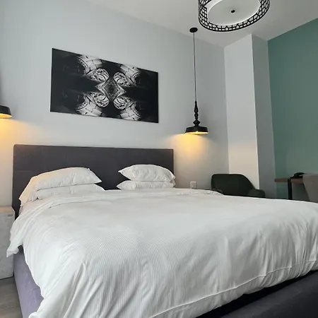 Hotel Oui Go-2